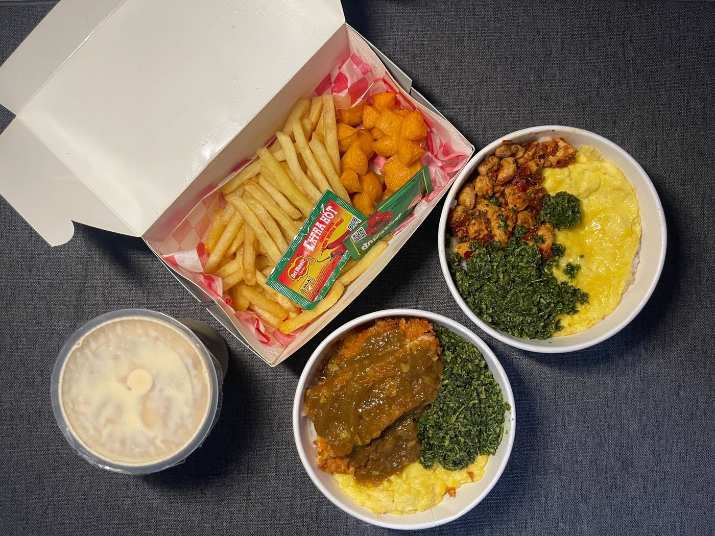 Aneka rice bowl dan camilan Ayam Campus